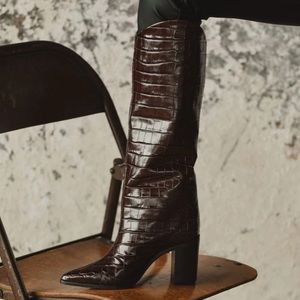 NEVER WORN - SCHUTZ Maryana Dark Chocolate Block Boot